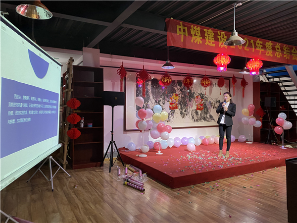 胡淑霞.jpg